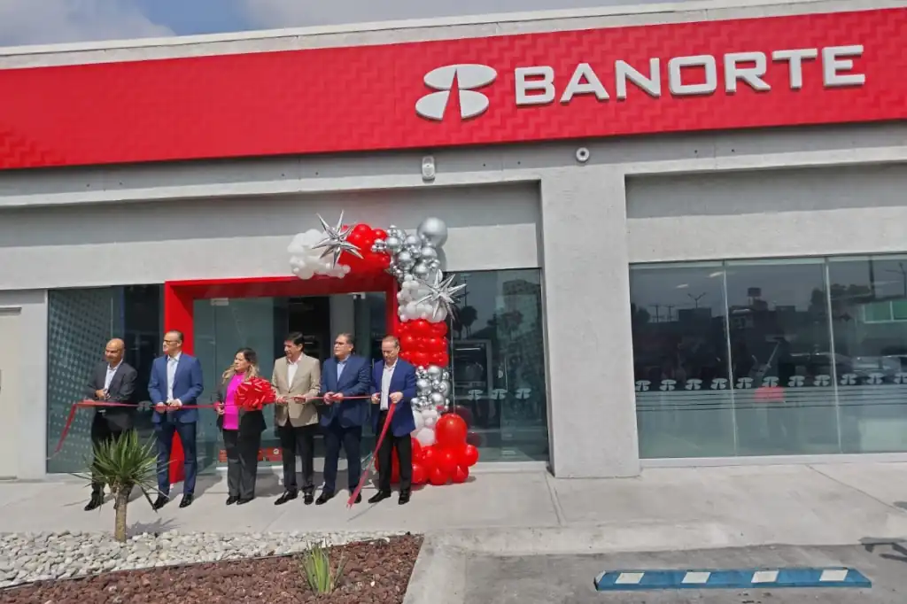 Carlos Hank González, presidente de Grupo Financiero Banorte, continúa consolidando su visión de expansión financiera en el norte del país. La más reciente muestra de este crecimiento es la inauguración de una nueva sucursal en General Escobedo, Nuevo León.