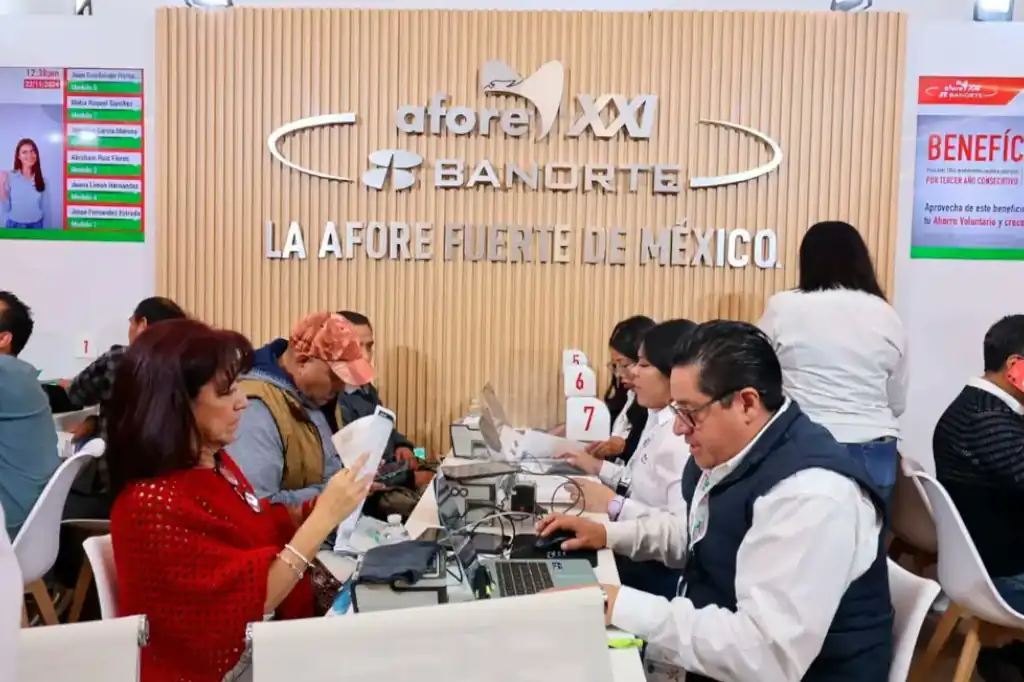 Durante 2025, Afore XXI Banorte implementó ajustes operativos y reforzó su infraestructura de atención personalizada, lo que permitió incrementar significativamente la eficiencia en sus trámites presenciales.