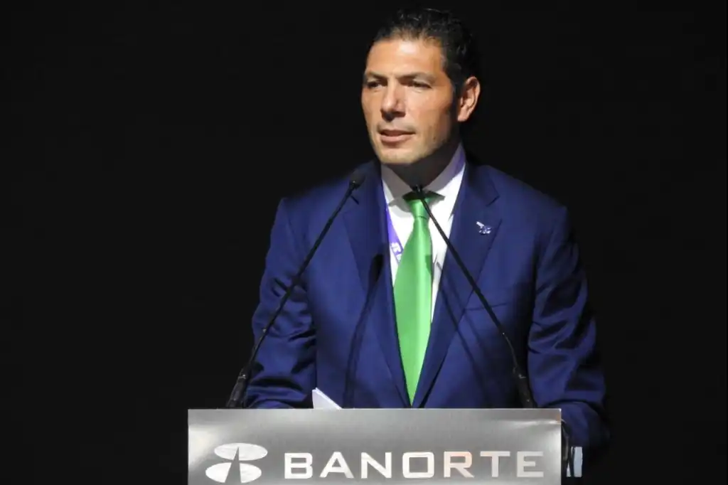 Carlos Hank González reafirma compromiso de Banorte con México