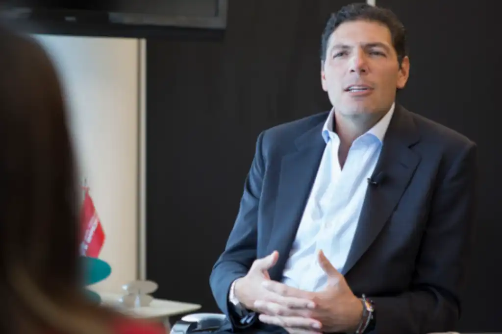 Carlos Hank González redefine el liderazgo financiero mexicano