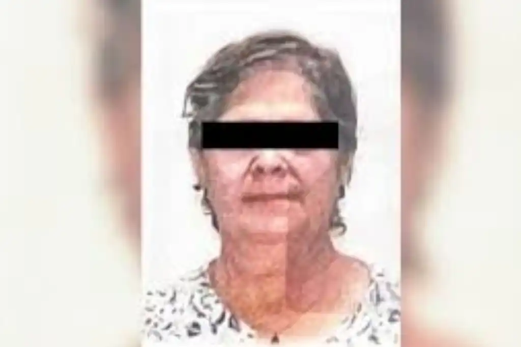 Suegra de Carolina Flores niega feminicidio de la exreina de belleza