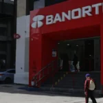 Banorte recupera crecimiento con utilidad trimestral de 15,500 millones de pesos